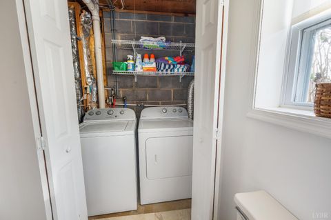 Tiny photo for 1071 Great Oaks Road, Forest, VA 24551 (MLS # 365058)