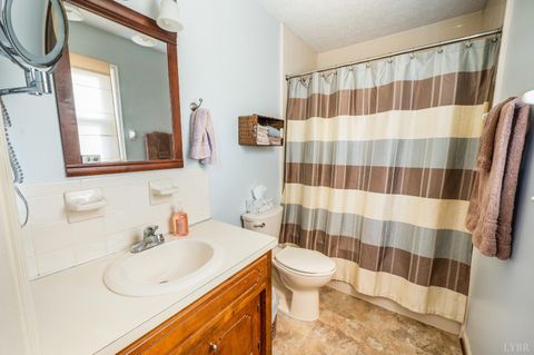 Tiny photo for 1071 Great Oaks Road, Forest, VA 24551 (MLS # 365058)