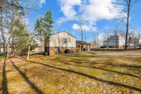Tiny photo for 1071 Great Oaks Road, Forest, VA 24551 (MLS # 365058)