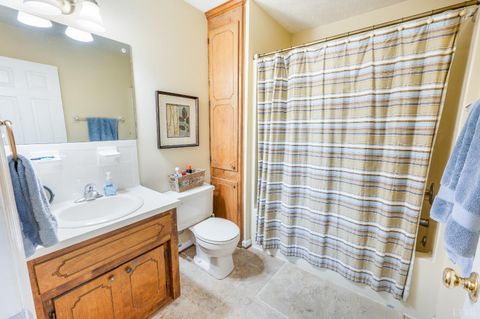 Tiny photo for 1071 Great Oaks Road, Forest, VA 24551 (MLS # 365058)