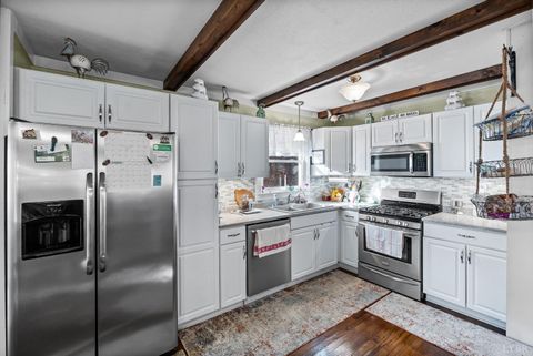 Tiny photo for 1905 Karnes Road, Bedford, VA 24523 (MLS # 363115)