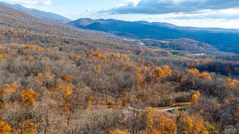 Tiny photo for 1905 Karnes Road, Bedford, VA 24523 (MLS # 363115)