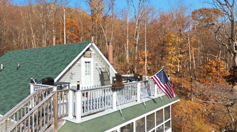 Tiny photo for 1905 Karnes Road, Bedford, VA 24523 (MLS # 363115)