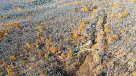 Tiny photo for 1905 Karnes Road, Bedford, VA 24523 (MLS # 363115)