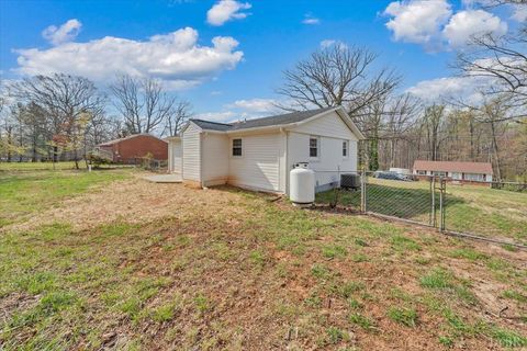 Tiny photo for 471 Briar Cliff Circle, Lynchburg, VA 24502 (MLS # 365183)
