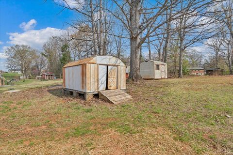 Tiny photo for 471 Briar Cliff Circle, Lynchburg, VA 24502 (MLS # 365183)