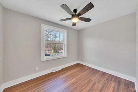 Tiny photo for 471 Briar Cliff Circle, Lynchburg, VA 24502 (MLS # 365183)