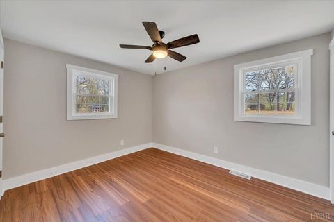 Tiny photo for 471 Briar Cliff Circle, Lynchburg, VA 24502 (MLS # 365183)