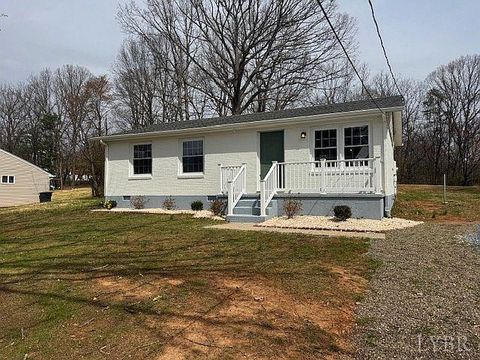 Tiny photo for 471 Briar Cliff Circle, Lynchburg, VA 24502 (MLS # 365183)