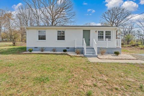 Tiny photo for 471 Briar Cliff Circle, Lynchburg, VA 24502 (MLS # 365183)