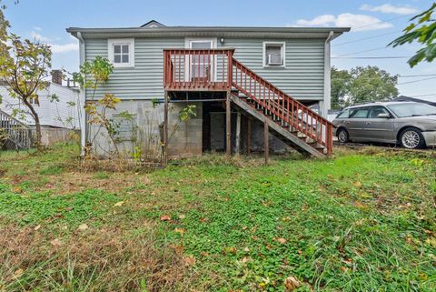 Tiny photo for 2403 Poplar Street, Lynchburg, VA 24502 (MLS # 362791)