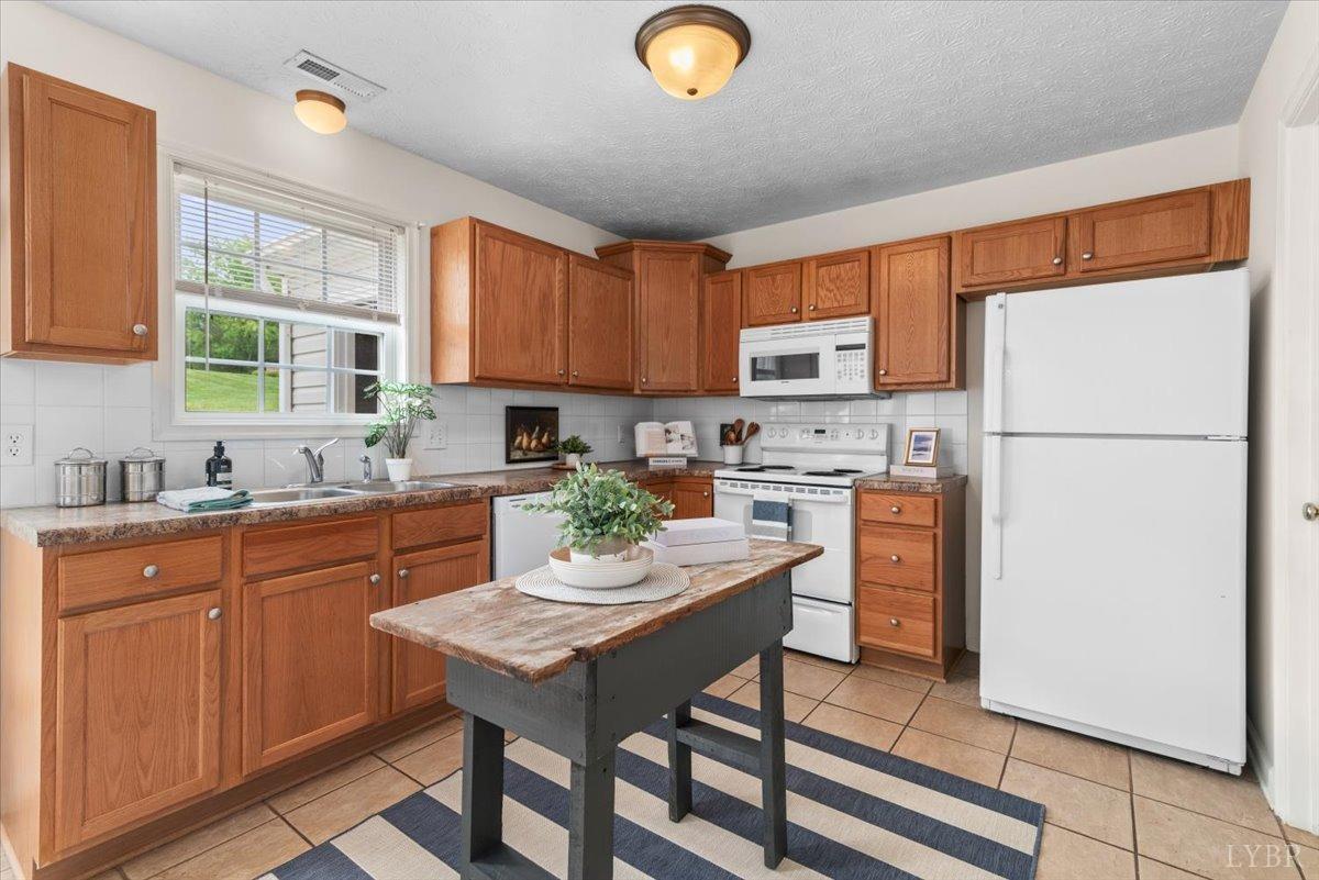 1256 Blue Ridge View Circle, Forest, Virginia image 18