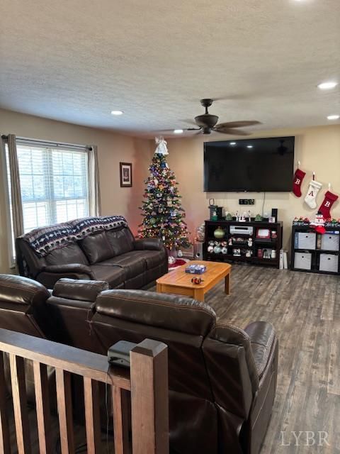 Tiny photo for 104 Creston Oaks Court, Forest, VA 24551 (MLS # 363360)