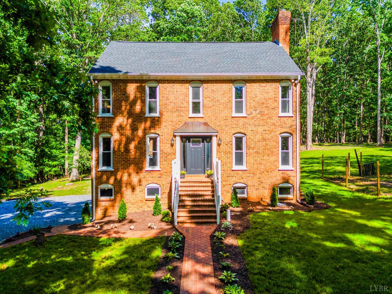 134 Woodmont Lane, Forest, Virginia image 1