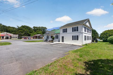Tiny photo for 168 Faulconerville Drive, Amherst, VA 24521 (MLS # 366646)
