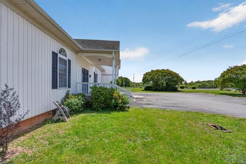 Tiny photo for 168 Faulconerville Drive, Amherst, VA 24521 (MLS # 366646)