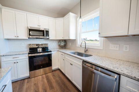 Tiny photo for 10510 Leesville Road, Lynch Station, VA 24571 (MLS # 363145)