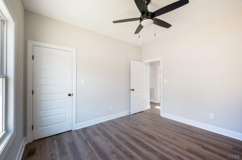 Tiny photo for 10510 Leesville Road, Lynch Station, VA 24571 (MLS # 363145)