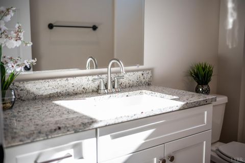 Tiny photo for 10510 Leesville Road, Lynch Station, VA 24571 (MLS # 363145)