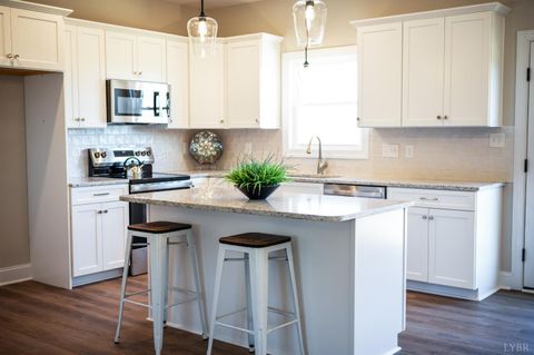 Tiny photo for 10510 Leesville Road, Lynch Station, VA 24571 (MLS # 363145)