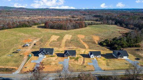 Tiny photo for 10510 Leesville Road, Lynch Station, VA 24571 (MLS # 363145)