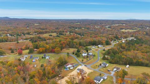 Tiny photo for 2441 River Road, Madison Heights, VA 24572 (MLS # 363790)