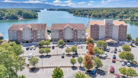 Condo For Sale - 1273 Graves Harbor Trail #3203<br/> Bedford County, Huddleston, VA 24104