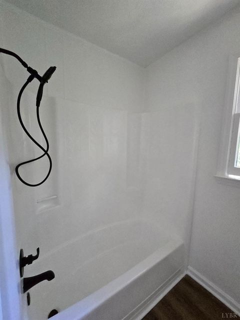 Tiny photo for 307 Hunter Road RD, Brookneal, VA 24528 (MLS # 366791)