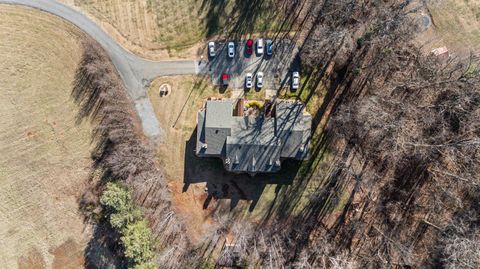 Tiny photo for 208 Manor Drive, Forest, VA 24551 (MLS # 363675)