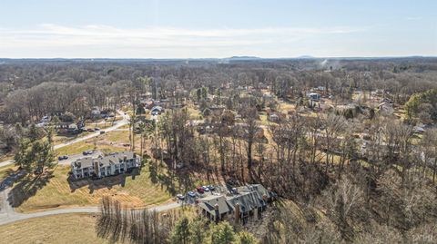 Tiny photo for 208 Manor Drive, Forest, VA 24551 (MLS # 363675)