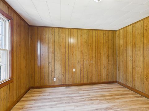 Tiny photo for 203 Juniper Cliff Road, Brookneal, VA 24528 (MLS # 363314)