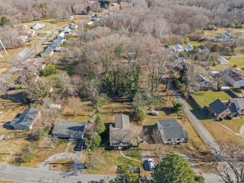 Tiny photo for 203 Juniper Cliff Road, Brookneal, VA 24528 (MLS # 363314)