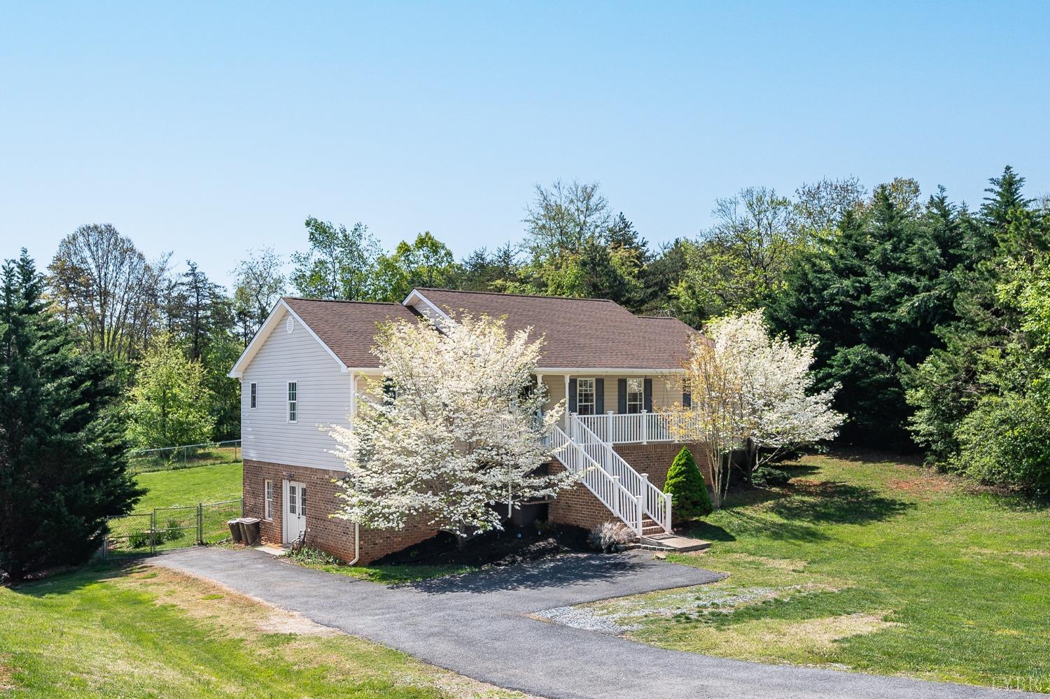 199 Shannon Forest Drive, Rustburg, Virginia image 1