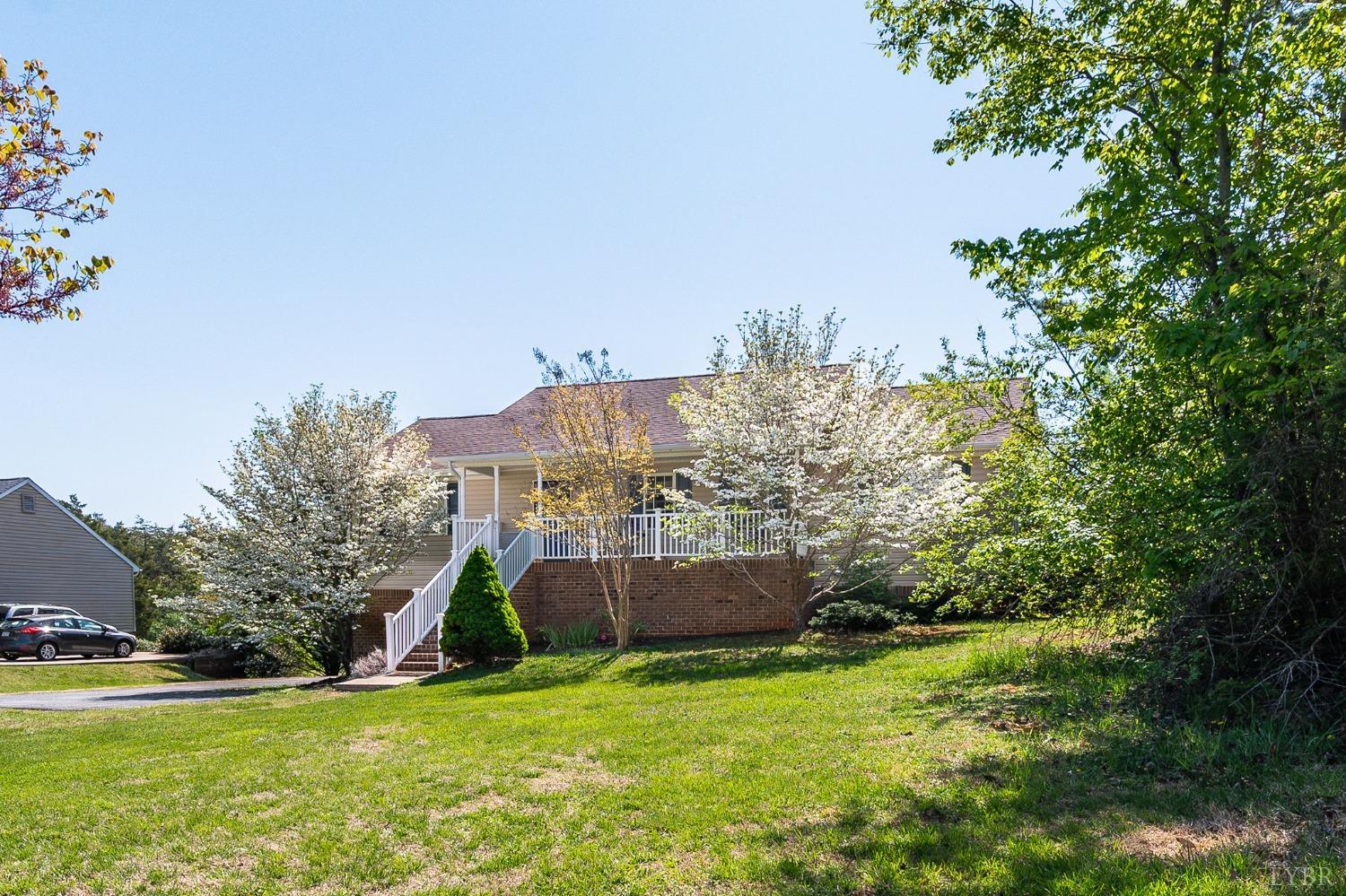 199 Shannon Forest Drive, Rustburg, Virginia image 2