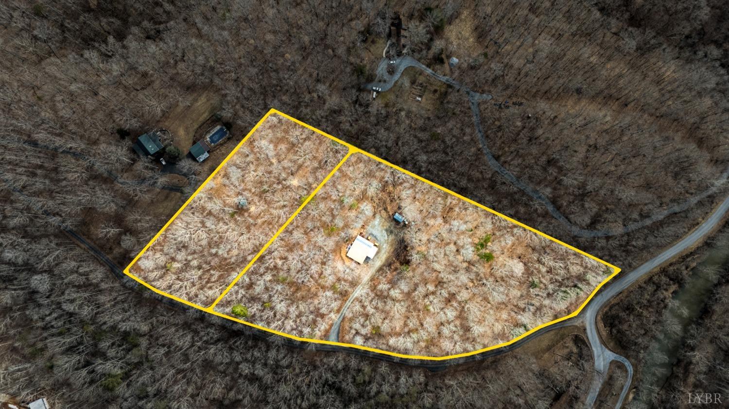 8 Lot Cottage Charm, Goode, Virginia image 2