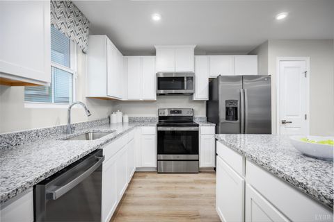 Tiny photo for 34 Crossing Court, Bedford, VA 24523 (MLS # 364307)