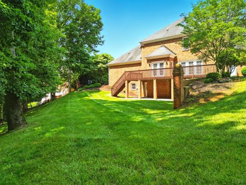 Tiny photo for 103 Waterton Dr Dr, Lynchburg, VA 24503 (MLS # 364351)