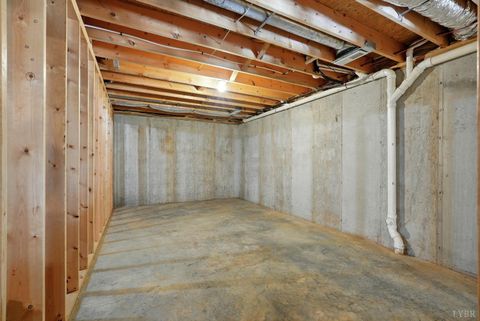 Tiny photo for 103 Waterton Dr Dr, Lynchburg, VA 24503 (MLS # 364351)