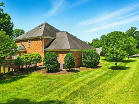 Tiny photo for 103 Waterton Dr Dr, Lynchburg, VA 24503 (MLS # 364351)