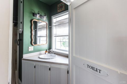 Tiny photo for 151 Burke Street, Appomattox, VA 24522 (MLS # 365680)