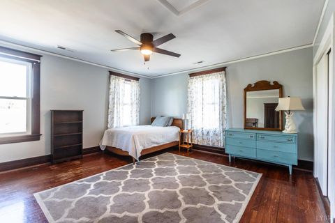 Tiny photo for 151 Burke Street, Appomattox, VA 24522 (MLS # 365680)