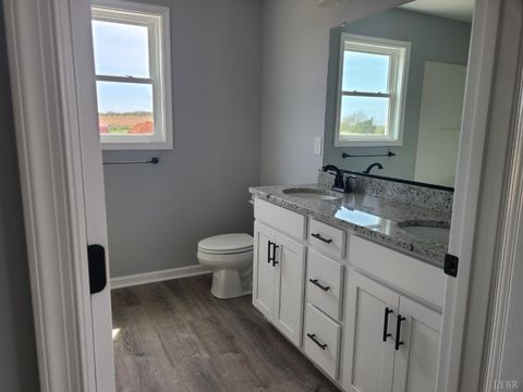 Tiny photo for 1839 Horseshoe Road, Appomattox, VA 24522 (MLS # 365632)
