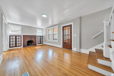 Tiny photo for 3219 Collingwood Street, Roanoke, VA 24018 (MLS # 364968)