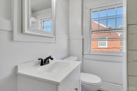 Tiny photo for 3219 Collingwood Street, Roanoke, VA 24018 (MLS # 364968)
