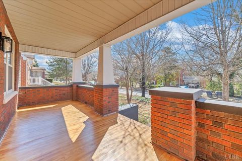 Tiny photo for 3219 Collingwood Street, Roanoke, VA 24018 (MLS # 364968)