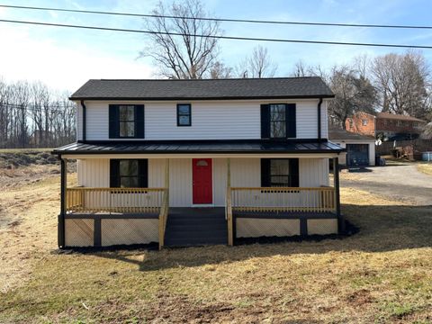 Tiny photo for 117 Monroe Street, Monroe, VA 24574 (MLS # 364853)