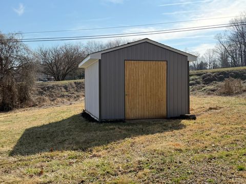 Tiny photo for 117 Monroe Street, Monroe, VA 24574 (MLS # 364853)