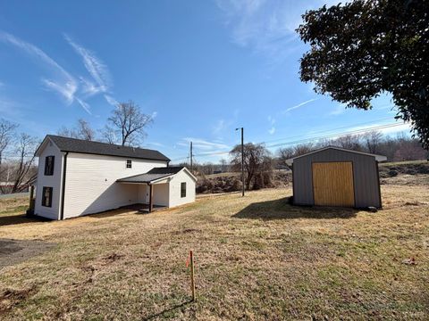 Tiny photo for 117 Monroe Street, Monroe, VA 24574 (MLS # 364853)
