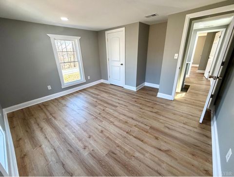 Tiny photo for 117 Monroe Street, Monroe, VA 24574 (MLS # 364853)