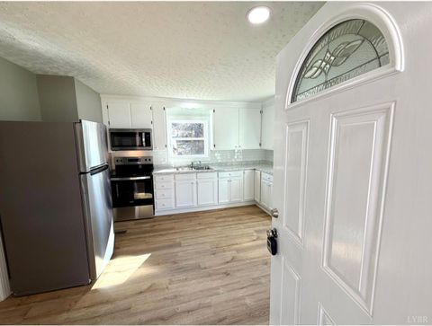 Tiny photo for 117 Monroe Street, Monroe, VA 24574 (MLS # 364853)